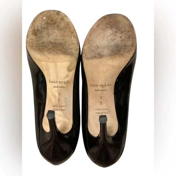 Kate Spade Black Patent Leather Pumps Size 9 - Picture 5 of 5